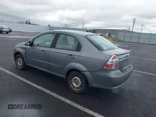 ✅ 2011 Chevrolet Aveo 1LT • VIN: KL1TD5DE7BB223090 • Lot: 41725336. Wystawiony na IAAI z przebiegiem 234 921 mil. Bezpłatny archiwum sprzedaży aukcyjnych z USA i szczegółowy raport historii pojazdu na DreamBid. Zdjęcie 3.