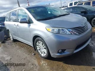 ✅ 2017 Toyota Sienna XLE Auto Access Seat • VIN: 5TDYZ3DC9HS850264 • Lot: 41716519. Listed on IAAI with 95,454 mi. Free auction sales archive from the USA and detailed vehicle history report at DreamBid. Image 1.