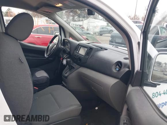 ✅ 2021 Nissan NV200 SV • VIN: 3N6CM0KN7MK708073 • Lot: 43767031. Wystawiony na IAAI z przebiegiem 46 229 mil. Bezpłatny archiwum sprzedaży aukcyjnych z USA i szczegółowy raport historii pojazdu na DreamBid. Zdjęcie 5.
