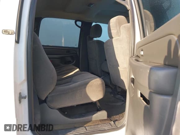 ✅ 2006 Chevrolet Silverado 2500HD LT2 • VIN: 1GCHK23D96F177403 • Lot: 41393041. Listed on IAAI with 195,382 mi. Free auction sales archive from the USA and detailed vehicle history report at DreamBid. Image 8.