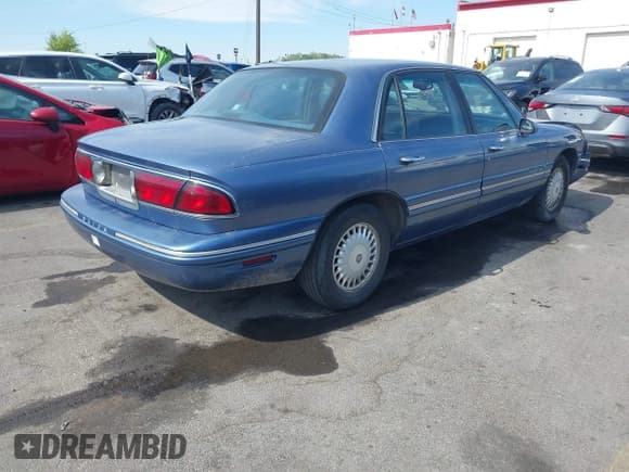 ✅ 1998 Buick LeSabre Limited • VIN: 1G4HR52K4WH509065 • Lot: 42849270. Listed on IAAI with 118,843 mi. Free auction sales archive from the USA and detailed vehicle history report at DreamBid. Image 4.