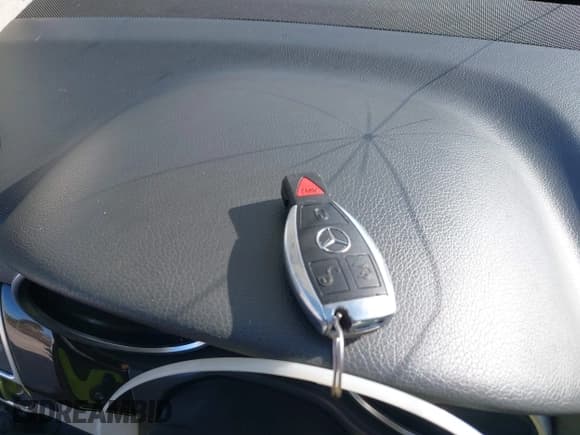 ✅ 2014 Mercedes-Benz M 350 • VIN: 4JGDA2EB6EA309666 • Lot: 43915898. Wystawiony na IAAI z przebiegiem 143 805 mil. Bezpłatny archiwum sprzedaży aukcyjnych z USA i szczegółowy raport historii pojazdu na DreamBid. Zdjęcie 11.