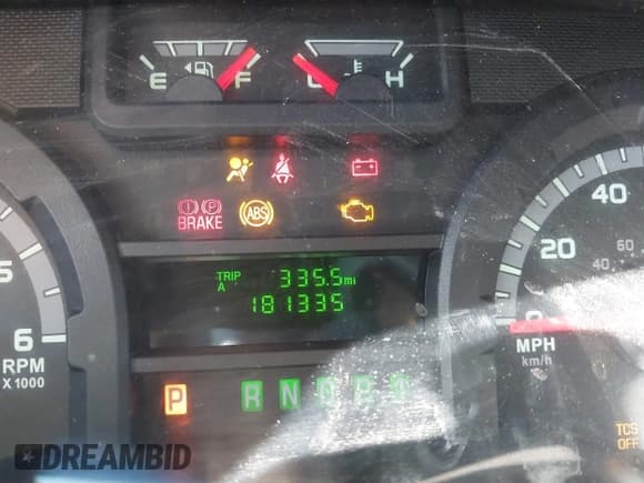 ✅ 2014 Ford Econoline Cargo Commercial • VIN: 1FTNS2EL5EDA49757 • Lot: 41656458. Wystawiony na IAAI z przebiegiem 181 335 mil. Bezpłatny archiwum sprzedaży aukcyjnych z USA i szczegółowy raport historii pojazdu na DreamBid. Zdjęcie 7.