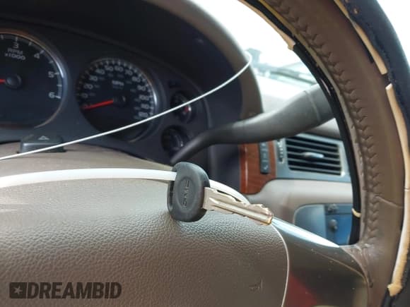 ✅ 2007 GMC Yukon SLT • VIN: 1GKFK13087J109563 • Лот: 42324518. Опубликован ранее на IAAI с пробегом 241 485 миль. Бесплатный доступ к архиву аукционных продаж из США и подробный отчёт об истории автомобиля на DreamBid. Изображение 11.