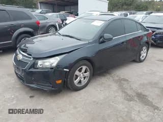 ✅ 2014 Chevrolet Cruze 1LT • VIN: 1G1PC5SB0E7242148 • Lot: 43401415. Wystawiony na IAAI z przebiegiem 206 878 mil. Bezpłatny archiwum sprzedaży aukcyjnych z USA i szczegółowy raport historii pojazdu na DreamBid. Zdjęcie 2.