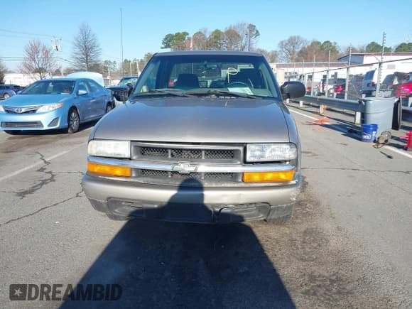 ✅ 2002 Chevrolet S-10 LS • VIN: 1GCCS19W728207509 • Лот: 41768781. Опубликован ранее на IAAI с пробегом 238 934 миль. Бесплатный доступ к архиву аукционных продаж из США и подробный отчёт об истории автомобиля на DreamBid. Изображение 12.