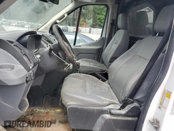 ✅ 2017 Ford Transit • VIN: 1FTYR2CM1HKB02605 • Lot: 59355545. Listed on Copart with Not provided. Free auction sales archive from the USA and detailed vehicle history report at DreamBid. Image 7.