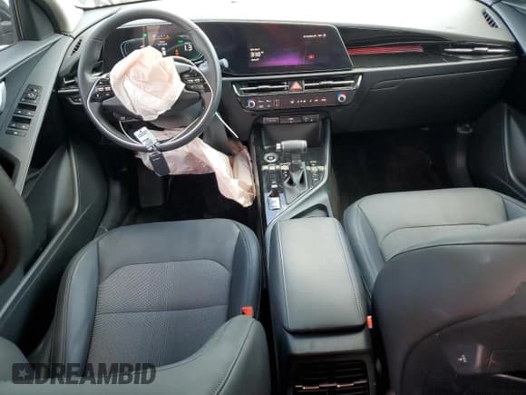 ✅ 2024 Kia Niro EX • VIN: KNDCR3LE5R5169183 • Lot: 81197145. Listed on Copart with 21,104 mi. Free auction sales archive from the USA and detailed vehicle history report at DreamBid. Image 8.