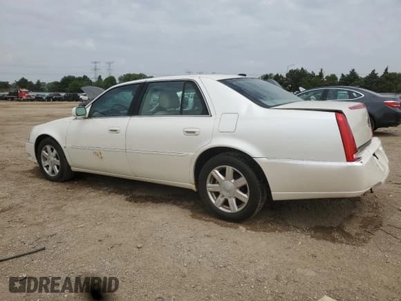 ✅ 2007 Cadillac DTS V8 • VIN: 1G6KD57Y97U222449 • Лот: 60169305. Опубликован ранее на Copart с пробегом 228 796 миль. Бесплатный доступ к архиву аукционных продаж из США и подробный отчёт об истории автомобиля на DreamBid. Изображение 2.
