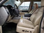 ✅ 2017 Ford Expedition Max XLT • VIN: 1FMJK1HT9HEA51574 • Lot: 91612805. Wystawiony na Copart z przebiegiem 134 161 mil. Bezpłatny archiwum sprzedaży aukcyjnych z USA i szczegółowy raport historii pojazdu na DreamBid. Zdjęcie 7.