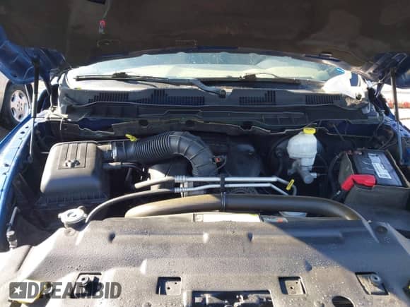 2010 Dodge 1500 Sport z VIN 1D7RV1CT7AS100645, wystawiony jako IAAI lot #42120175 z przebiegiem 194 767 mil mil oraz . Historia ofert i sprzedaży dostępna na DreamBid. Obrazek 10.