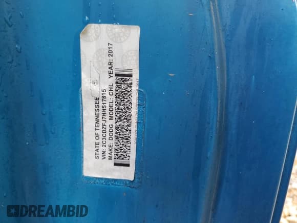 ✅ 2017 Dodge Challenger R/T Scat Pack • VIN: 2C3CDZFJ7HH517815 • Лот: 86479385. Опубликован ранее на Copart с пробегом 47 824 миль. Бесплатный доступ к архиву аукционных продаж из США и подробный отчёт об истории автомобиля на DreamBid. Изображение 12.