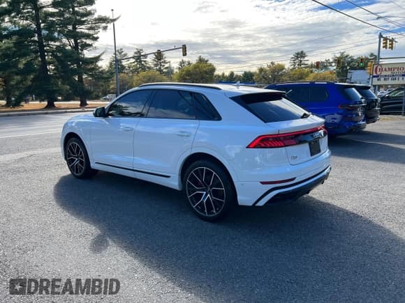 ✅ 2019 Audi Q8 Premium Plus • VIN: WA1EVAF14KD035806 • Lot: 85951085. Listed on Copart with 108,313 mi. Free auction sales archive from the USA and detailed vehicle history report at DreamBid. Image 3.