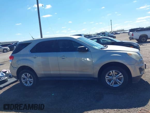 ✅ 2012 Chevrolet Equinox LS • VIN: 2GNALBEK9C6322981 • Lot: 43638122. Wystawiony na IAAI z przebiegiem 230 430 mil. Bezpłatny archiwum sprzedaży aukcyjnych z USA i szczegółowy raport historii pojazdu na DreamBid. Zdjęcie 13.