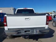 ✅ 2006 Chevrolet Silverado 2500HD LT1 • VIN: 1GCHK23D36F197355 • Lot: 41667090. Listed on IAAI with Not provided. Free auction sales archive from the USA and detailed vehicle history report at DreamBid. Image 16.