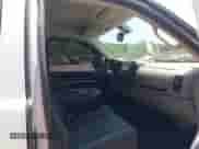 ✅ 2011 Chevrolet Silverado 1500 LS • VIN: 1GCRKREAXBZ313160 • Lot: 42382032. Wystawiony na IAAI z przebiegiem 124 932 mil mil. Skorzystaj z bezpłatnego archiwum sprzedaży aukcyjnych z USA i zobacz szczegółowy raport historii pojazdu na DreamBid. Zdjęcie 5.