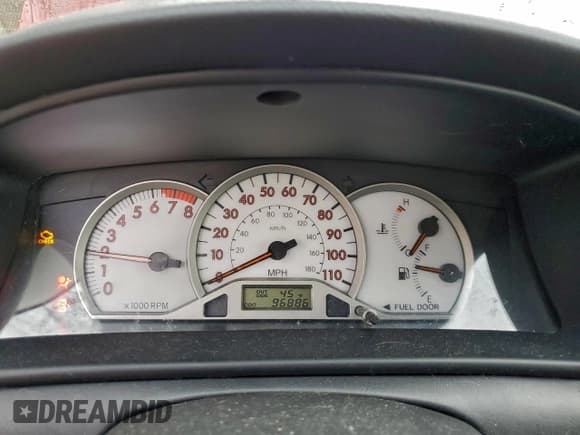 ✅ 2005 Toyota Corolla CE • VIN: 1NXBR32E35Z429590 • Lot: 93878225. Listed on Copart with 96,886 mi. Free auction sales archive from the USA and detailed vehicle history report at DreamBid. Image 9.