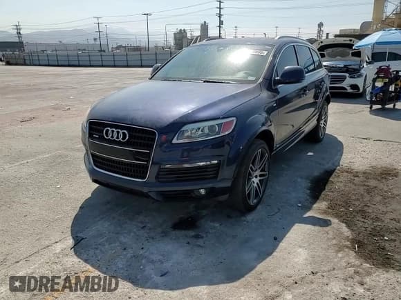 ✅ 2008 Audi Q7 Premium • VIN: WA1EY74L88D065110 • Lot: 67290695. Listed on Copart with 171,299 mi. Free auction sales archive from the USA and detailed vehicle history report at DreamBid. Image 14.
