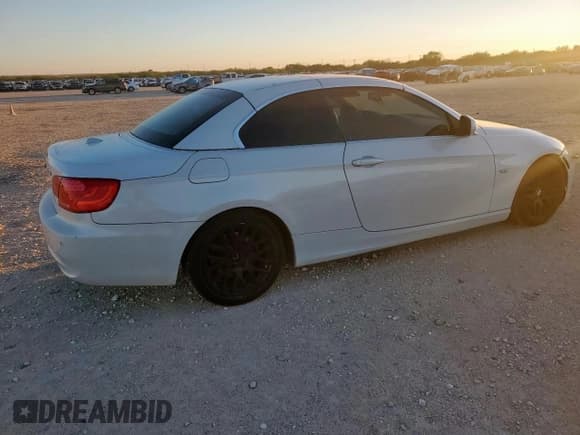 ✅ 2013 BMW 3 Series 328i • VIN: WBADW3C57DJ525952 • Lot: 91538395. Listed on Copart with Not provided. Free auction sales archive from the USA and detailed vehicle history report at DreamBid. Image 3.