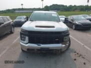 ✅ 2022 Chevrolet Silverado 2500HD Work Truck • VIN: 1GC2YLE78NF332510 • Lot: 42390090. Wystawiony na IAAI z przebiegiem 110 672 mil. Bezpłatny archiwum sprzedaży aukcyjnych z USA i szczegółowy raport historii pojazdu na DreamBid. Zdjęcie 13.