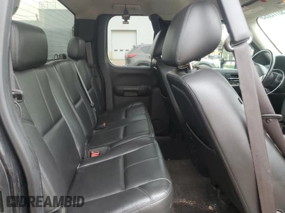 ✅ 2012 GMC Sierra 1500 • VIN: 1GTR2WE08CZ261924 • Лот: 58772895. Опубликован ранее на Copart с пробегом 201 024 миль. Бесплатный доступ к архиву аукционных продаж из США и подробный отчёт об истории автомобиля на DreamBid. Изображение 10.