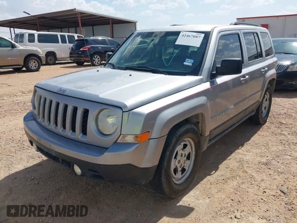✅ 2014 Jeep Patriot Sport • VIN: 1C4NJPBA6ED844528 • Lot: 42467087. Listed on IAAI with 142,608 mi. Free auction sales archive from the USA and detailed vehicle history report at DreamBid. Image 2.