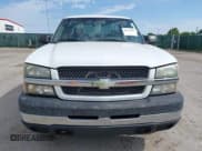 ✅ 2006 Chevrolet Silverado 2500HD LT2 • VIN: 1GCHK29UX6E262621 • Lot: 42322189. Wystawiony na IAAI z przebiegiem 233 221 mil. Bezpłatny archiwum sprzedaży aukcyjnych z USA i szczegółowy raport historii pojazdu na DreamBid. Zdjęcie 12.