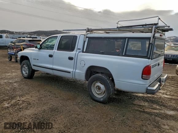 ✅ 2001 Dodge Dakota Sport • VIN: 1B7GG2AX81S191318 • Лот: 95538915. Опубликован ранее на Copart с пробегом 160 205 миль. Бесплатный доступ к архиву аукционных продаж из США и подробный отчёт об истории автомобиля на DreamBid. Изображение 2.