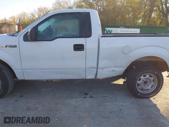 ✅ 2014 Ford F-150 XL • VIN: 1FTMF1CM3EKE26376 • Lot: 43607085. Listed on IAAI with 212,945 mi. Free auction sales archive from the USA and detailed vehicle history report at DreamBid. Image 6.