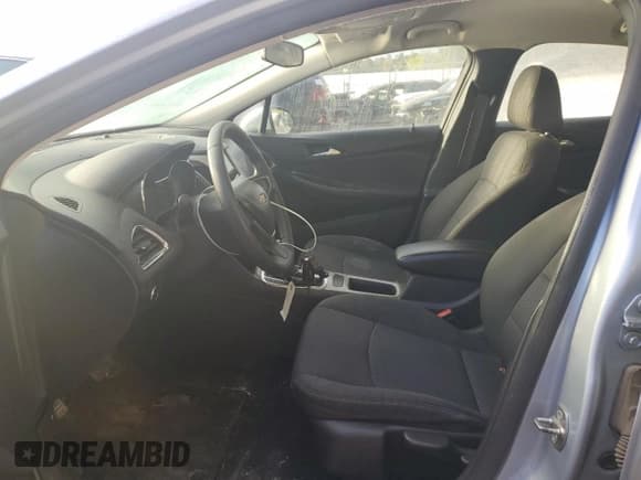 ✅ 2017 Chevrolet Cruze LS • VIN: 1G1BC5SM5H7125844 • Лот: 47965153. Опубликован ранее на Copart с пробегом 66 994 миль. Бесплатный доступ к архиву аукционных продаж из США и подробный отчёт об истории автомобиля на DreamBid. Изображение 7.