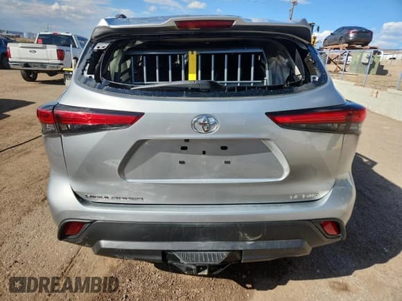 ✅ 2023 Toyota Highlander L • VIN: 5TDKDRBH8PS500225 • Лот: 72066705. Опубликован ранее на Copart с пробегом 36 382 миль. Бесплатный доступ к архиву аукционных продаж из США и подробный отчёт об истории автомобиля на DreamBid. Изображение 6.