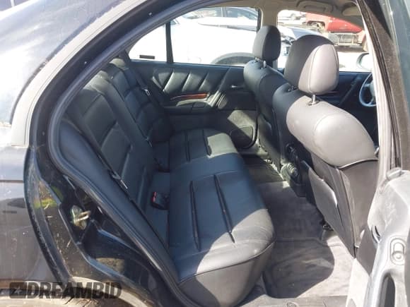 ✅ 1998 Cadillac Catera • VIN: W06VR52R0WR225691 • Lot: 43515514. Listed on IAAI with 90,025 mi. Free auction sales archive from the USA and detailed vehicle history report at DreamBid. Image 8.