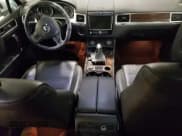 ✅ 2016 Volkswagen Touareg Lux • VIN: WVGEP9BP5GD005242 • Lot: 45718335. Listed on Copart with 151,739 mi. Free auction sales archive from the USA and detailed vehicle history report at DreamBid. Image 8.