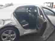 2012 Chevrolet Malibu 2LT z VIN 1G1ZD5EU9CF232515, wystawiony jako IAAI lot #43316702 z przebiegiem 251 197 mil mil oraz . Historia ofert i sprzedaży dostępna na DreamBid. Obrazek 8.