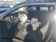 ✅ 2014 Dodge Challenger SXT • VIN: 2C3CDYAG4EH289533 • Lot: 41731625. Wystawiony na Copart z przebiegiem 178 845 mil. Bezpłatny archiwum sprzedaży aukcyjnych z USA i szczegółowy raport historii pojazdu na DreamBid. Zdjęcie 7.