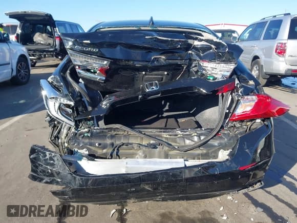 ✅ 2019 Honda Accord EX • VIN: 1HGCV3F42KA007637 • Лот: 43717859. Опубликован ранее на IAAI с пробегом 50 231 миль. Бесплатный доступ к архиву аукционных продаж из США и подробный отчёт об истории автомобиля на DreamBid. Изображение 6.