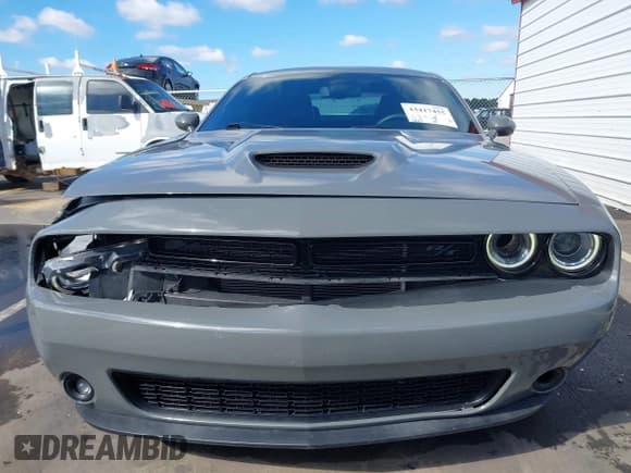 ✅ 2019 Dodge Challenger R/T • VIN: 2C3CDZBT4KH603680 • Lot: 43417455. Wystawiony na IAAI z przebiegiem 92 547 mil. Bezpłatny archiwum sprzedaży aukcyjnych z USA i szczegółowy raport historii pojazdu na DreamBid. Zdjęcie 12.