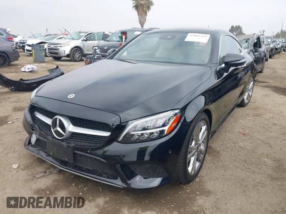 ✅ 2022 Mercedes-Benz C 300 • VIN: W1KWJ8DB8NG107139 • Lot: 43066369. Listed on IAAI with 32,561 mi. Free auction sales archive from the USA and detailed vehicle history report at DreamBid. Image 2.