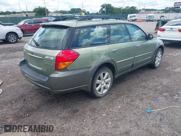 ✅ 2006 Subaru Legacy Outback Limited • VIN: 4S4BP62C767354821 • Лот: 42441140. Опубликован ранее на IAAI с пробегом 214 265 миль. Бесплатный доступ к архиву аукционных продаж из США и подробный отчёт об истории автомобиля на DreamBid. Изображение 4.