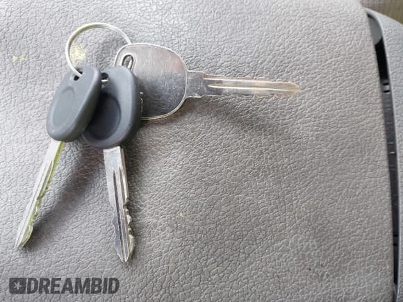 ✅ 2004 Chevrolet Blazer Fleet • VIN: 1GNCS13X14K109493 • Lot: 41780876. Wystawiony na IAAI z przebiegiem 117 653 mil. Bezpłatny archiwum sprzedaży aukcyjnych z USA i szczegółowy raport historii pojazdu na DreamBid. Zdjęcie 11.