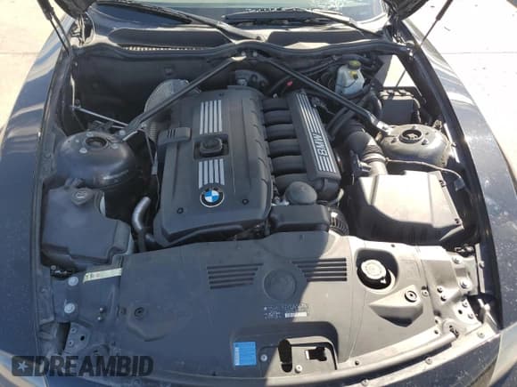 ✅ 2007 BMW Z4 3.0i • VIN: 4USBU33567LW71567 • Лот: 56680695. Опубликован ранее на Copart с пробегом 95 138 миль. Бесплатный доступ к архиву аукционных продаж из США и подробный отчёт об истории автомобиля на DreamBid. Изображение 11.