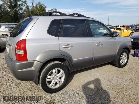 2006 Hyundai Tucson GLS z VIN KM8JN12D46U349221, wystawiony jako Copart lot #83877214 z przebiegiem 96 268 mil mil oraz Szkoda całkowita • Salvage title. Historia ofert i sprzedaży dostępna na DreamBid. Obrazek 3.