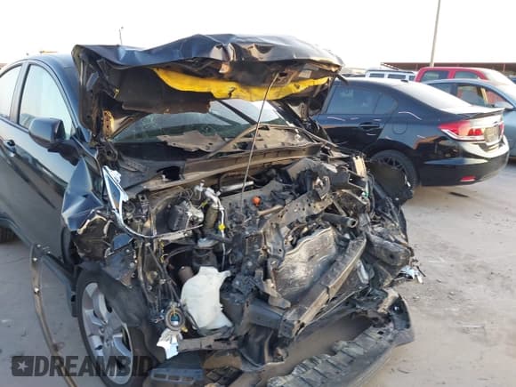 ✅ 2020 Honda HR-V LX • VIN: 3CZRU6H37LM720954 • Lot: 43185962. Wystawiony na IAAI z przebiegiem 81 472 mil. Bezpłatny archiwum sprzedaży aukcyjnych z USA i szczegółowy raport historii pojazdu na DreamBid. Zdjęcie 6.