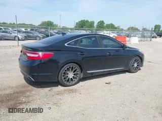 ✅ 2015 Hyundai Azera Limited • VIN: KMHFH4JGXFA467625 • Lot: 42222067. Wystawiony na IAAI z przebiegiem 242 309 mil mil. Skorzystaj z bezpłatnego archiwum sprzedaży aukcyjnych z USA i zobacz szczegółowy raport historii pojazdu na DreamBid. Zdjęcie 4.