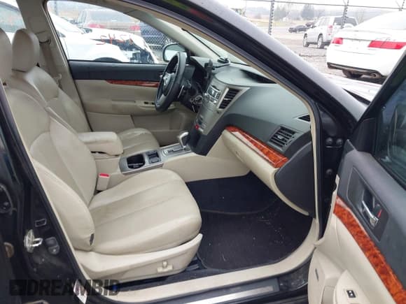 ✅ 2011 Subaru Legacy Limited Power Moon • VIN: 4S3BMBK67B3235846 • Лот: 43761242. Опубликован ранее на IAAI с пробегом 161 978 миль. Бесплатный доступ к архиву аукционных продаж из США и подробный отчёт об истории автомобиля на DreamBid. Изображение 5.