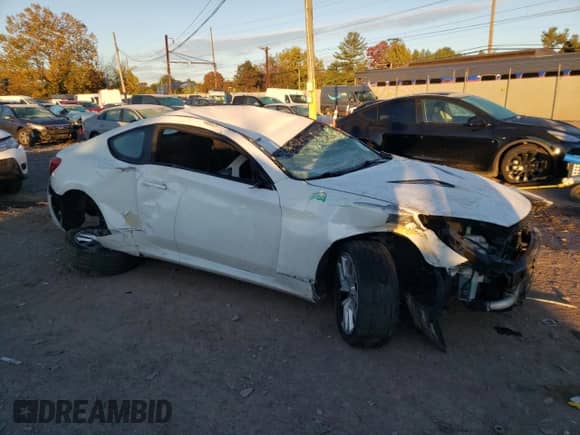 2013 Hyundai Genesis Coupe 2.0T с VIN KMHHT6KD1DU108909, выставлен на аукционе Copart как лот 75936574 с пробегом Не указан миль и Списание • Salvage title. История ставок и продаж доступна на DreamBid. Изображение 4.