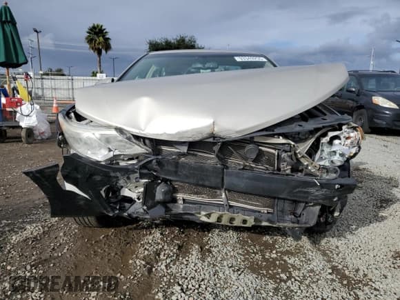 ✅ 2013 Toyota Camry XLE • VIN: 4T1BD1FKXDU077688 • Lot: 93349255. Wystawiony na Copart z przebiegiem 136 926 mil. Bezpłatny archiwum sprzedaży aukcyjnych z USA i szczegółowy raport historii pojazdu na DreamBid. Zdjęcie 5.