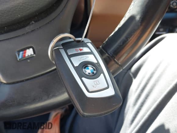 ✅ 2013 BMW 7 Series 750Li • VIN: WBAYE8C50DD131760 • Lot: 43531329. Listed on IAAI with 74,419 mi. Free auction sales archive from the USA and detailed vehicle history report at DreamBid. Image 11.