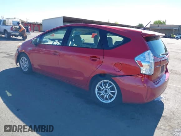 ✅ 2013 Toyota Prius Five • VIN: JTDZN3EU6D3287788 • Lot: 43401746. Listed on IAAI with 470,119 mi. Free auction sales archive from the USA and detailed vehicle history report at DreamBid. Image 3.