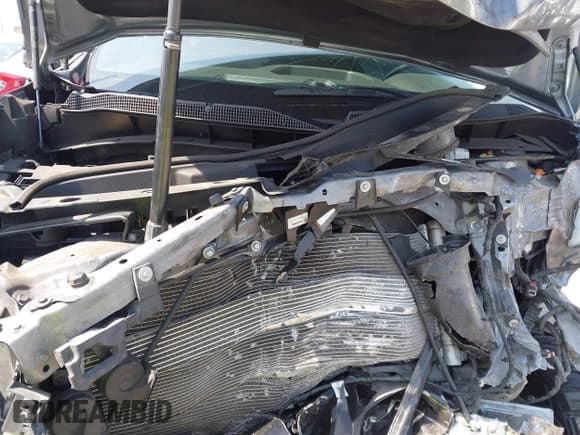 ✅ 2021 Chevrolet Silverado 1500 LT Trail Boss • VIN: 1GCPYFED1MZ412404 • Lot: 42581999. Listed on IAAI with 73,245 mi. Free auction sales archive from the USA and detailed vehicle history report at DreamBid. Image 10.